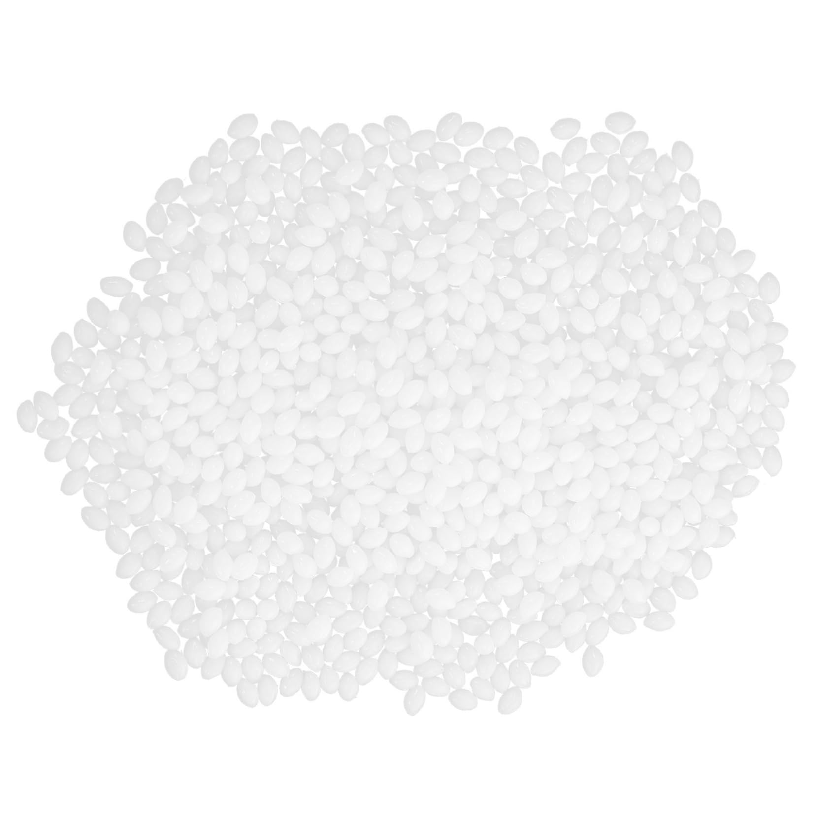Résine blanche en perles thermoplastiques pour créer des jouets personnalisés en famille