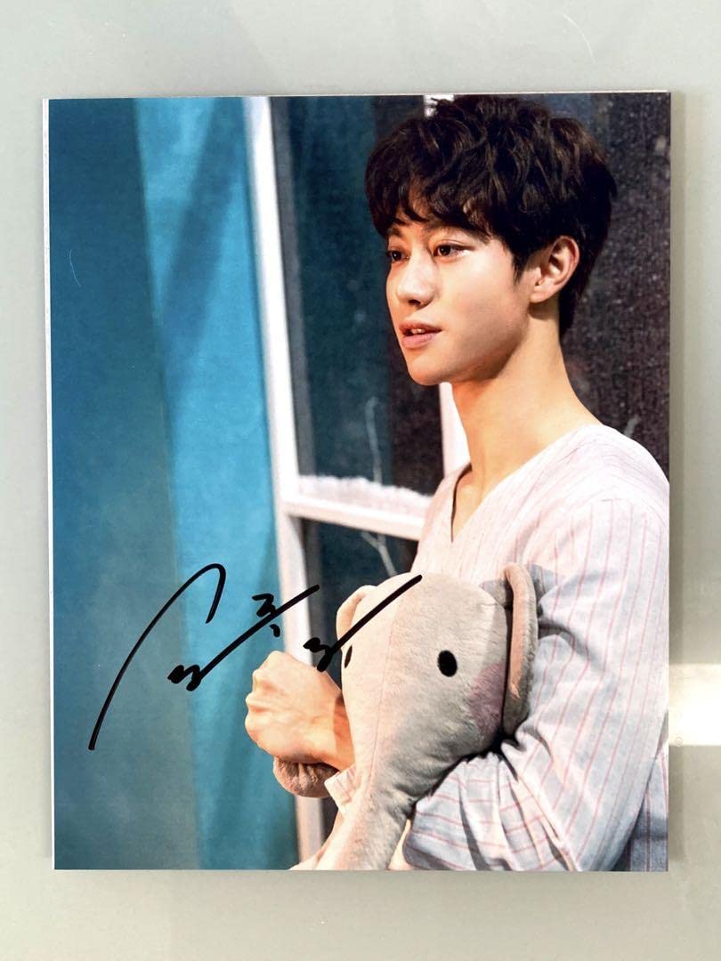 KWAK DONGYEON クァク・ドンヨン　直筆サイン入り　ポラロイド Amazon.co.jp: クァク ドンヨン直筆サイン入り写真…Kwak Dong-yeon