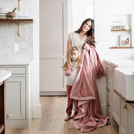 SARANONI Oversized Luxury Blanket - Thumbnail 3