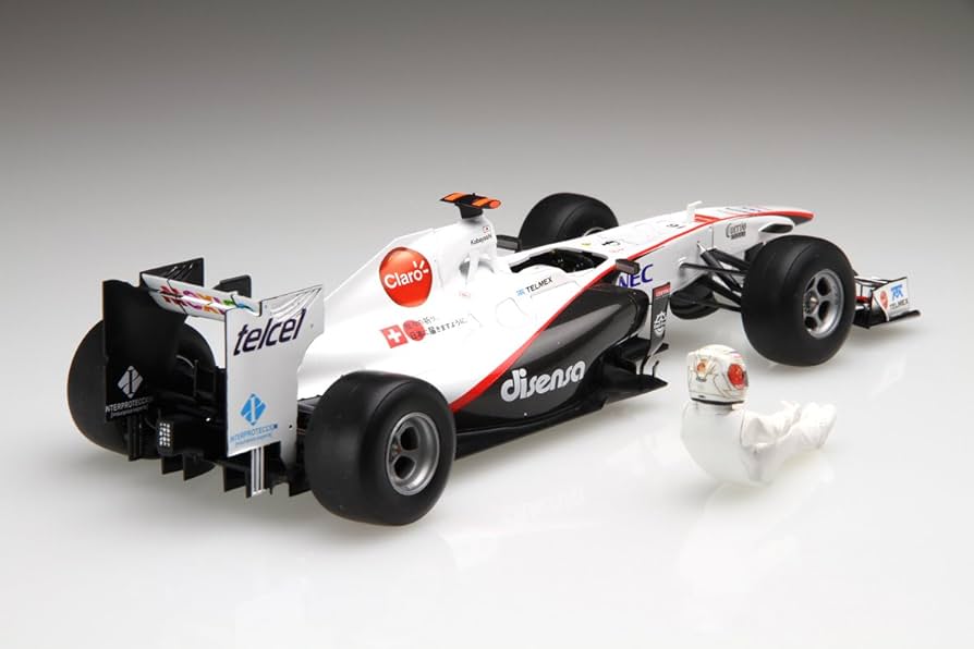 美品 絶版 フジミ 1/20 ザウバー C30 日本GP w/レジン製ヘルメット KIT REVIEW【FUJIMI】1/20 ザウバーC30 - YouTube