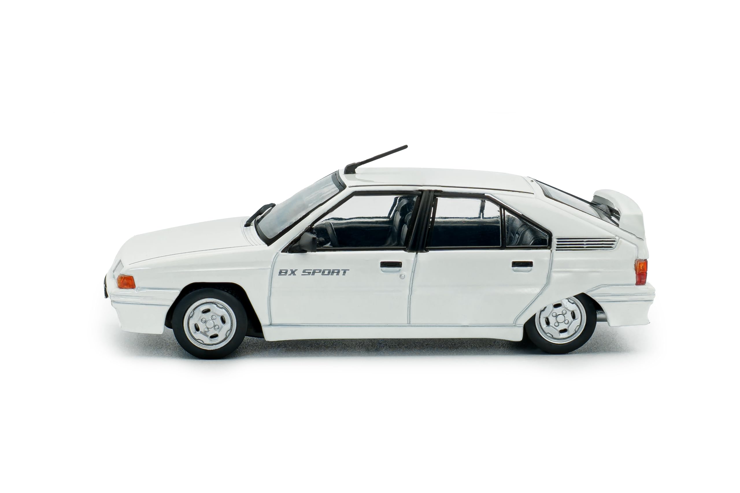 Solido Citroën BX Sport (1985) - Punta compatta 80 Pezzi, Frontale Sportivo, Spoiler Integrato, Diecast modellino Auto, Blanc Meije Bianco, 1:43