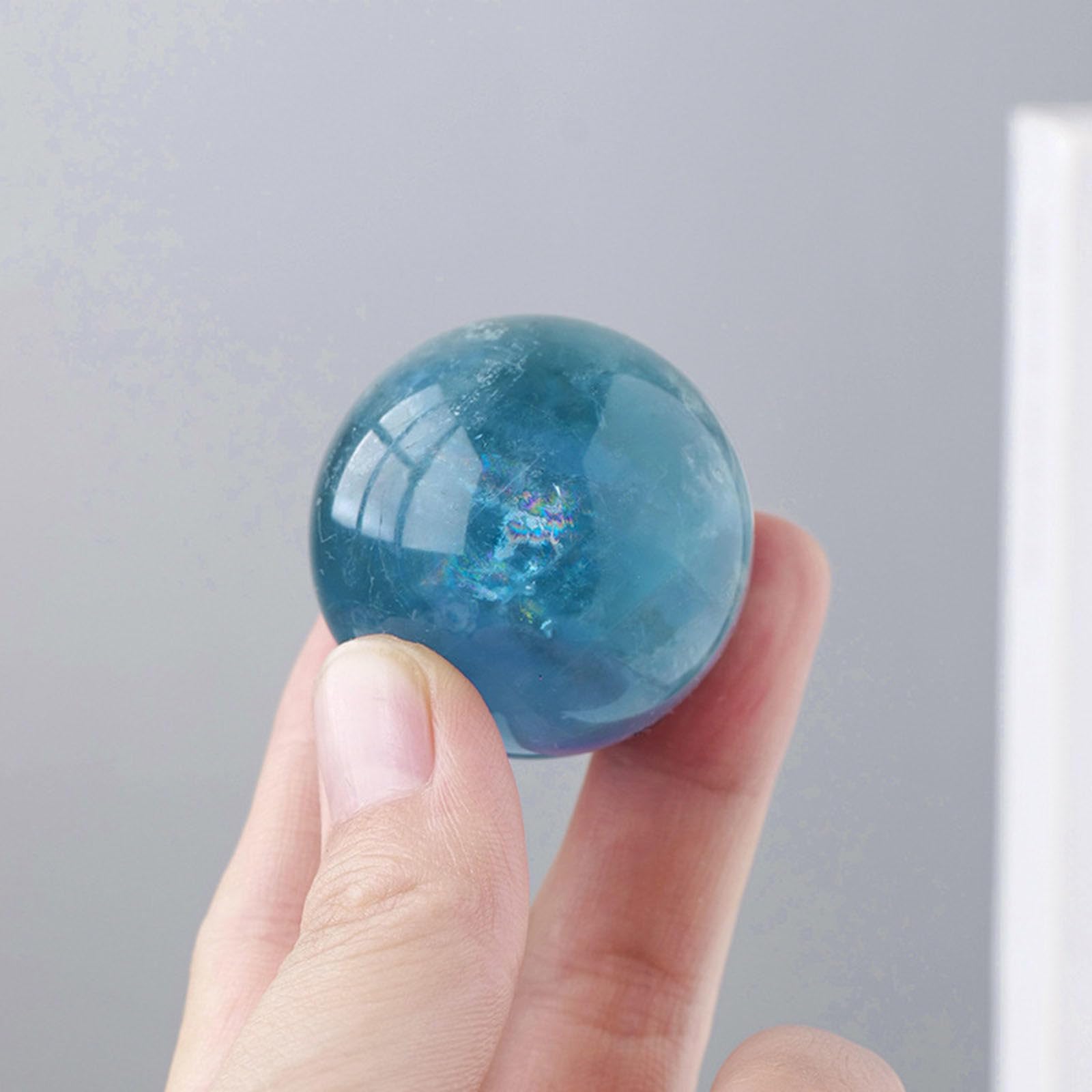 Naturalna Kryształowa Kula Niebieski Fluoryt Feng Shui Kamień Szlachetny Kula Polerowana Kula Wróżbiarska Kryształy Lecznicze Naturalny Kamień Szlachetny Do Medytacji Równoważącej Reiki,50-60mm
