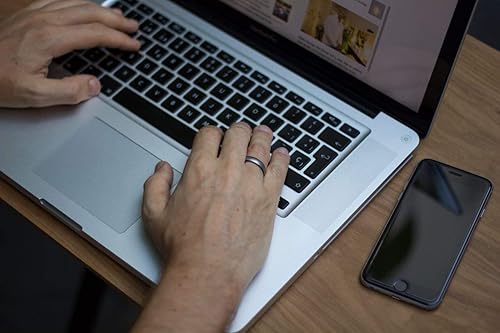 Miniatura 5 de Men's titanium and carbon fiber ring. Unique and modern wedding band. Water resistant, very durable and hypoallergenic. (00302_7N)