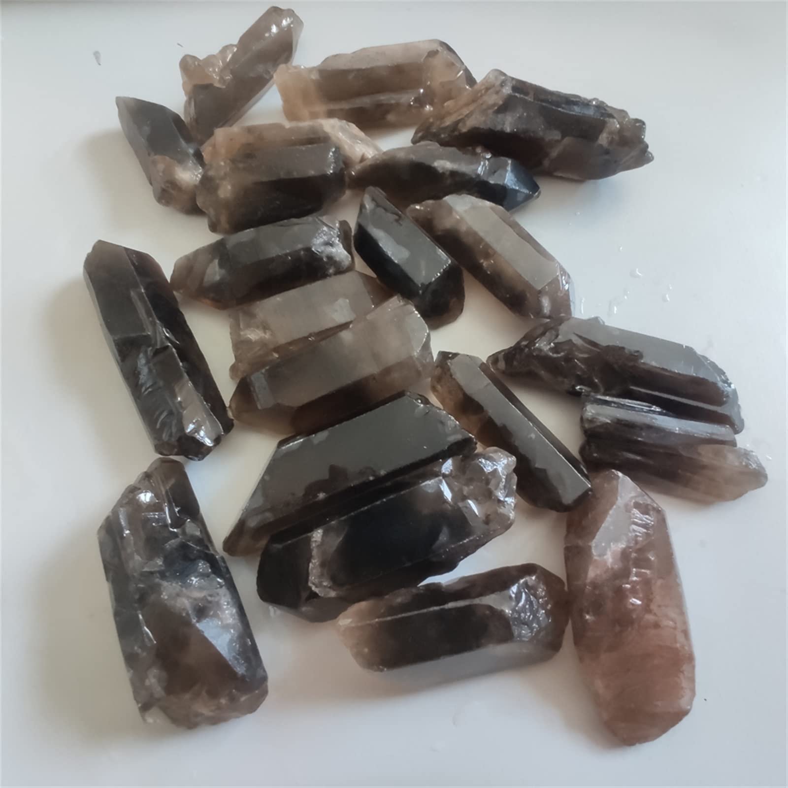 Kolekcje domowe 50-100 g 30-50 mm naturalny kwarc dymny herbata kryształ punkt kamień sześciokątne pryzmaty kwarcowy różdżka obelisk kamień DIY prezent (kolor: 40-50 g, rozmiar: 30-50 mm)