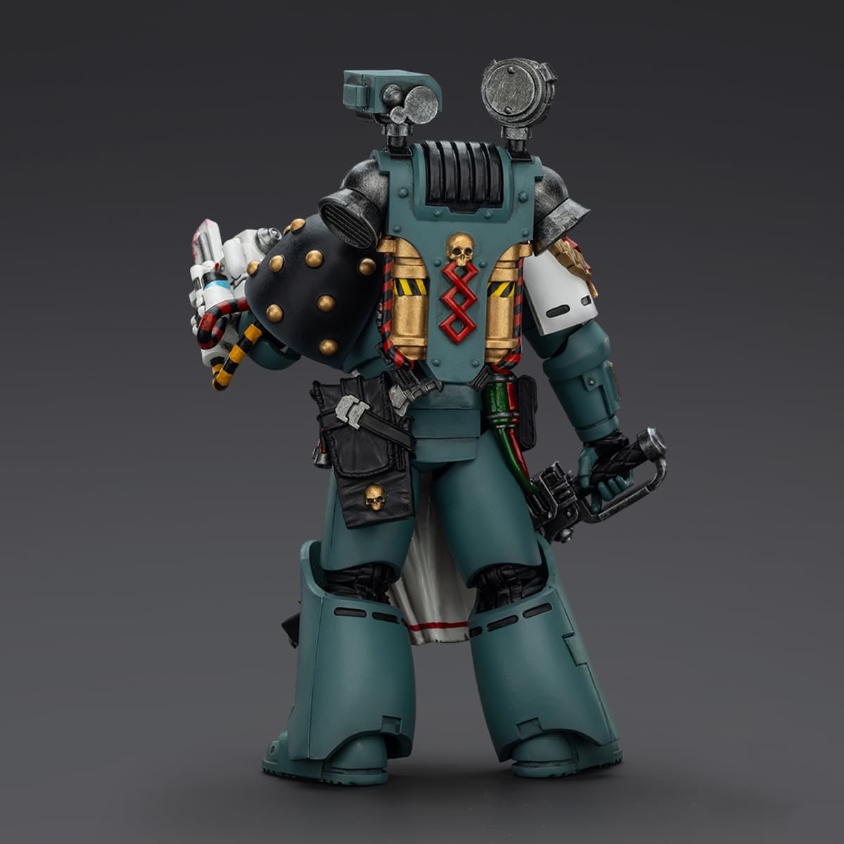 JOYTOY Warhammer 40K 1/18 Action Figure Sons of Horus Legion Apothecary Collection Model 15Age+ Birthday Gift