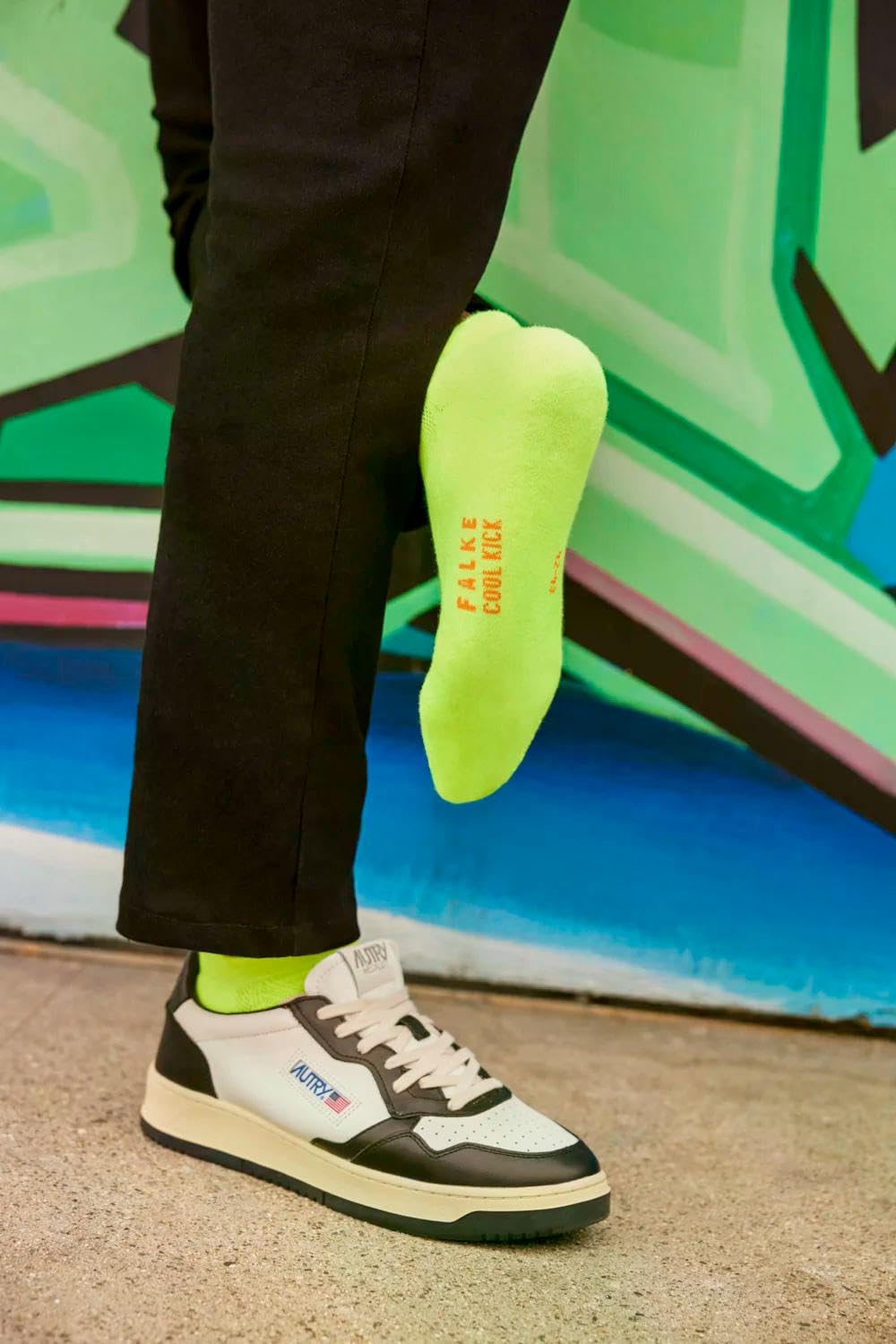 FALKE Uniseks Skarpety do trampek Cool Kick Sneaker U SN materiał funkcyjny krótkie jednokolorowe 1 Para, Biały (White 2000) nowy - przyjazny dla środowiska, 44-45