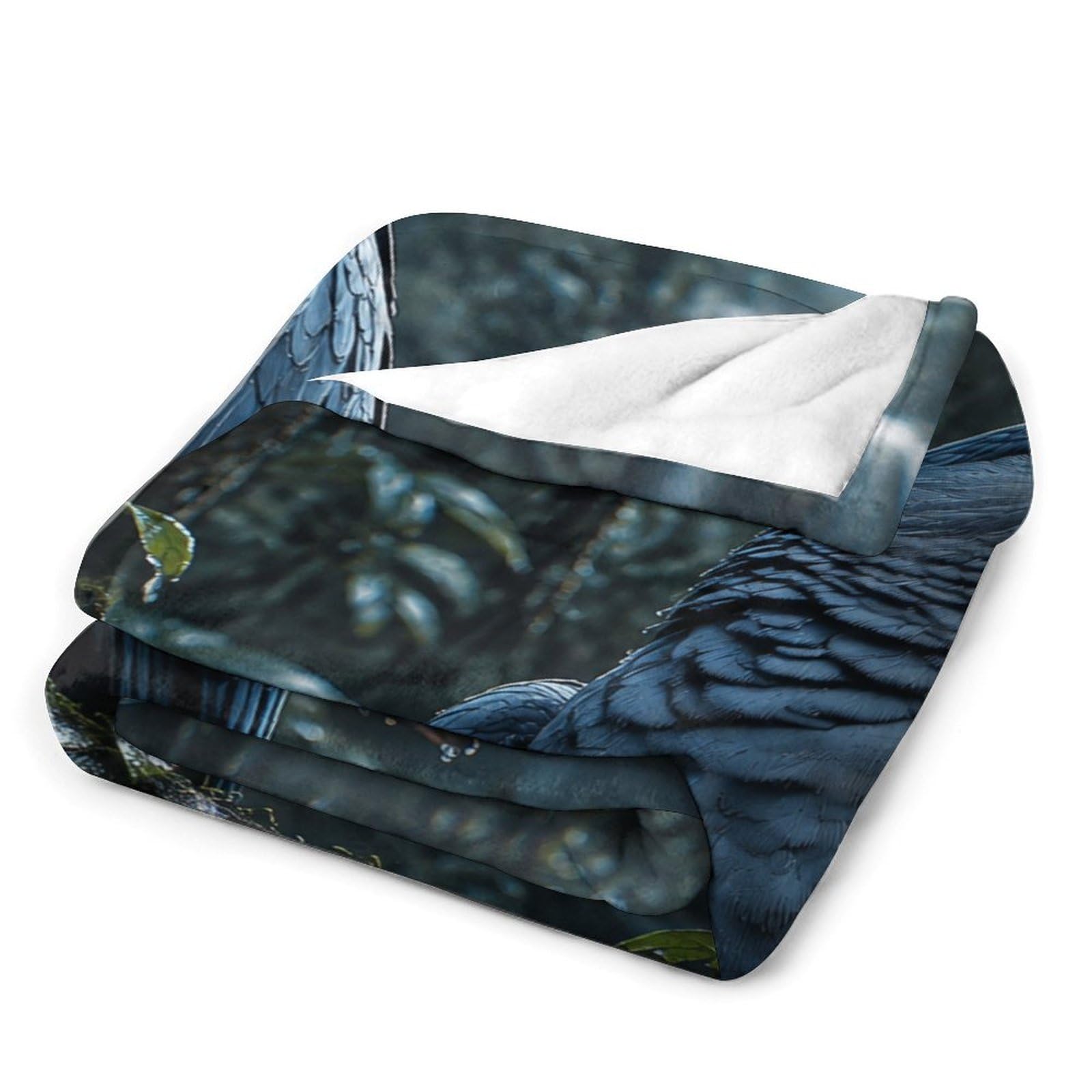 Blue Parrot Portrait with Dramatic Lighting Kuscheldecke für Zuhause