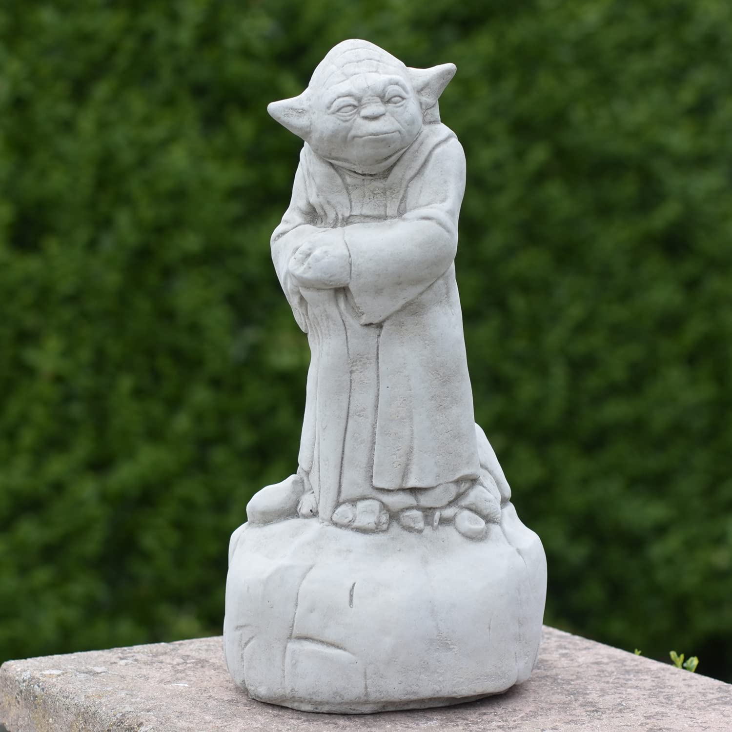 Onefold Natural - Yoda Garden Statue Hand Cast Stone Garden Ornament Star Wars
