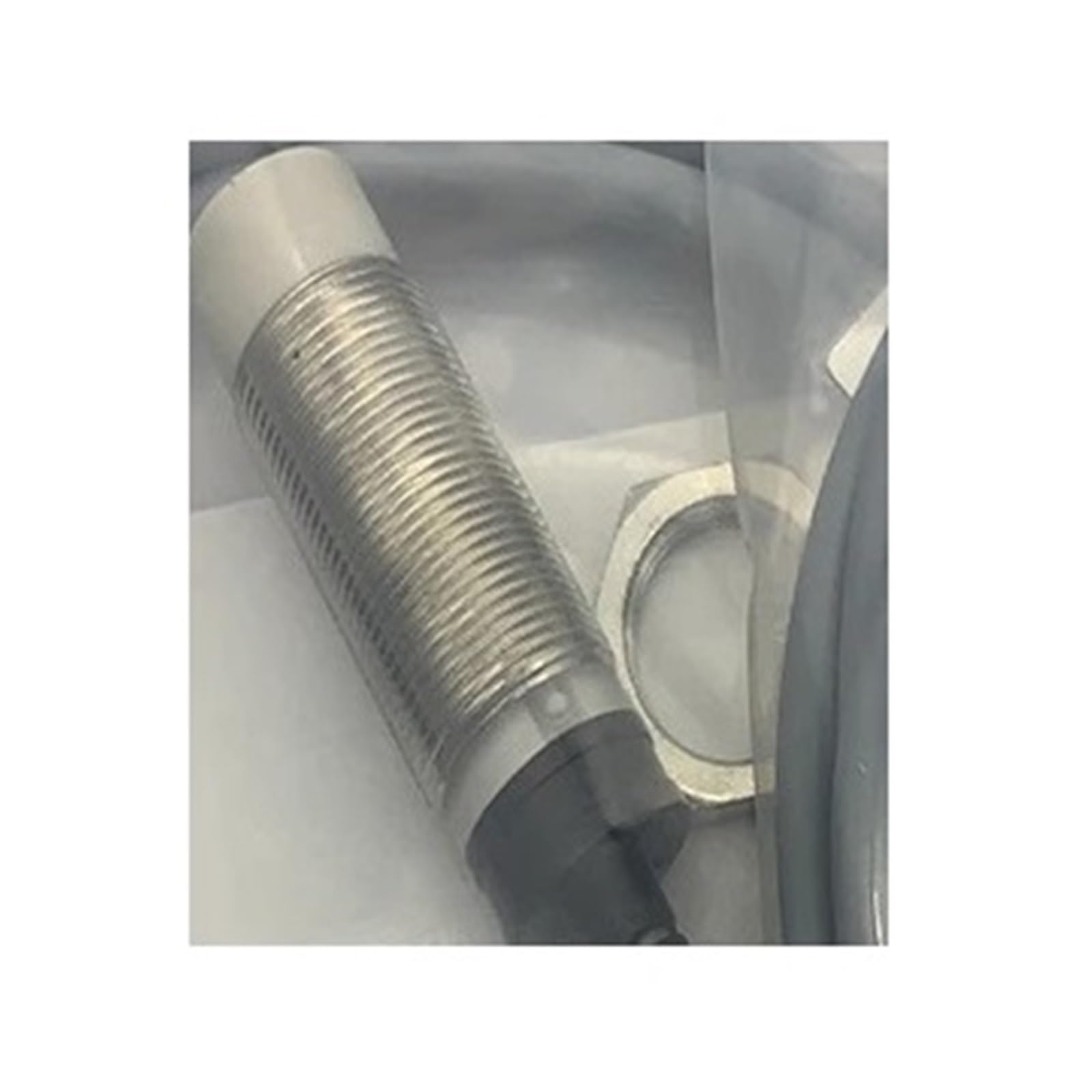 Capteur IA18DLF05PO1686 détection 5mm stable et précise
