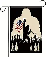Bandeira Patriótica Jardim Sasquatch 12X18" Dupla Face Bandeira Americana Rock Hand Floresta Banner Decoração Divertida Jardim Dia Independência Quatro de Julho Decoração de Varanda Egdo
