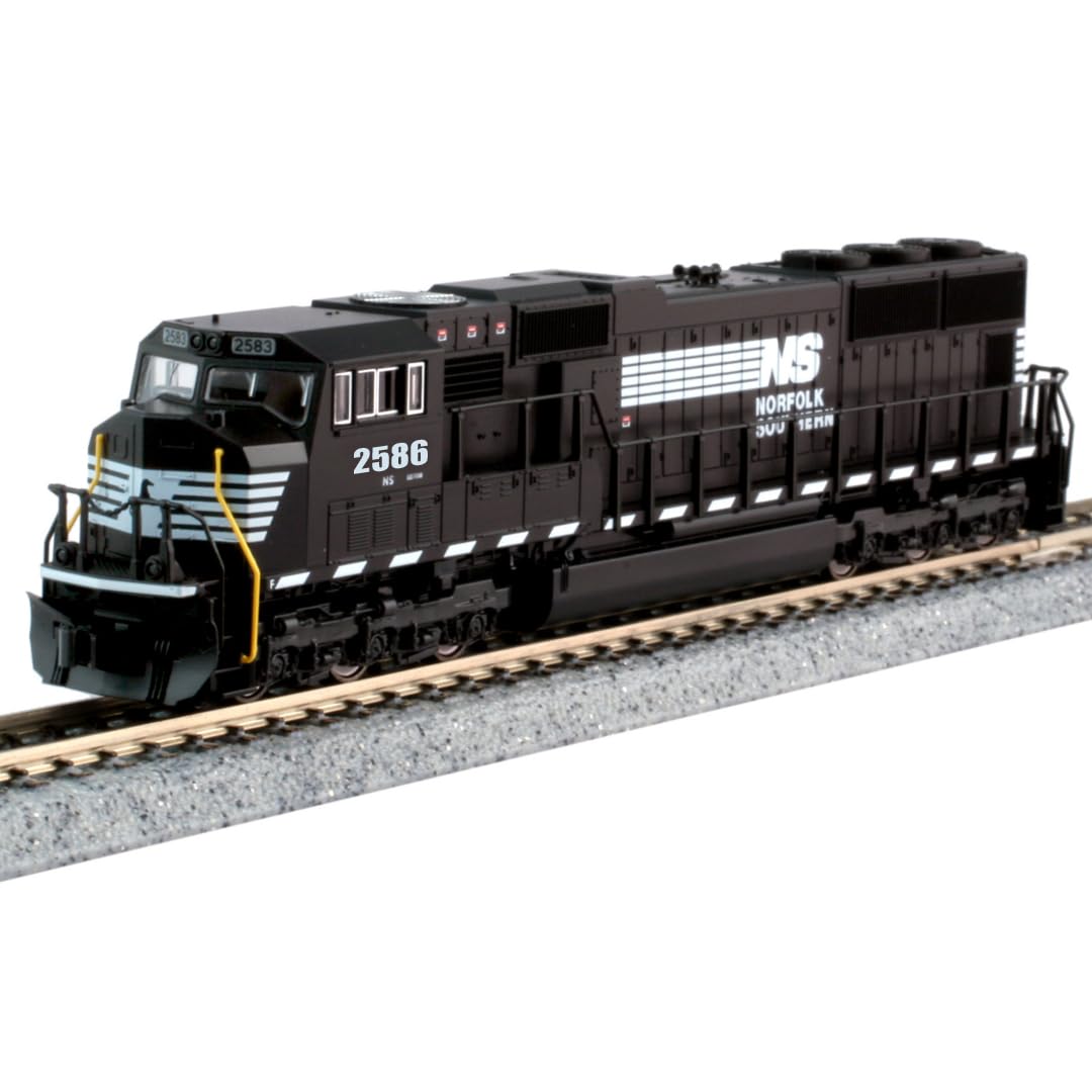 Amazon.com: Kato USA, Inc. N SD70M Locomotive Flat Radiator