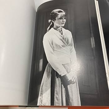 Amazon.co.jp: オードリー ヘプバーン フォト ドキュメント ボブ