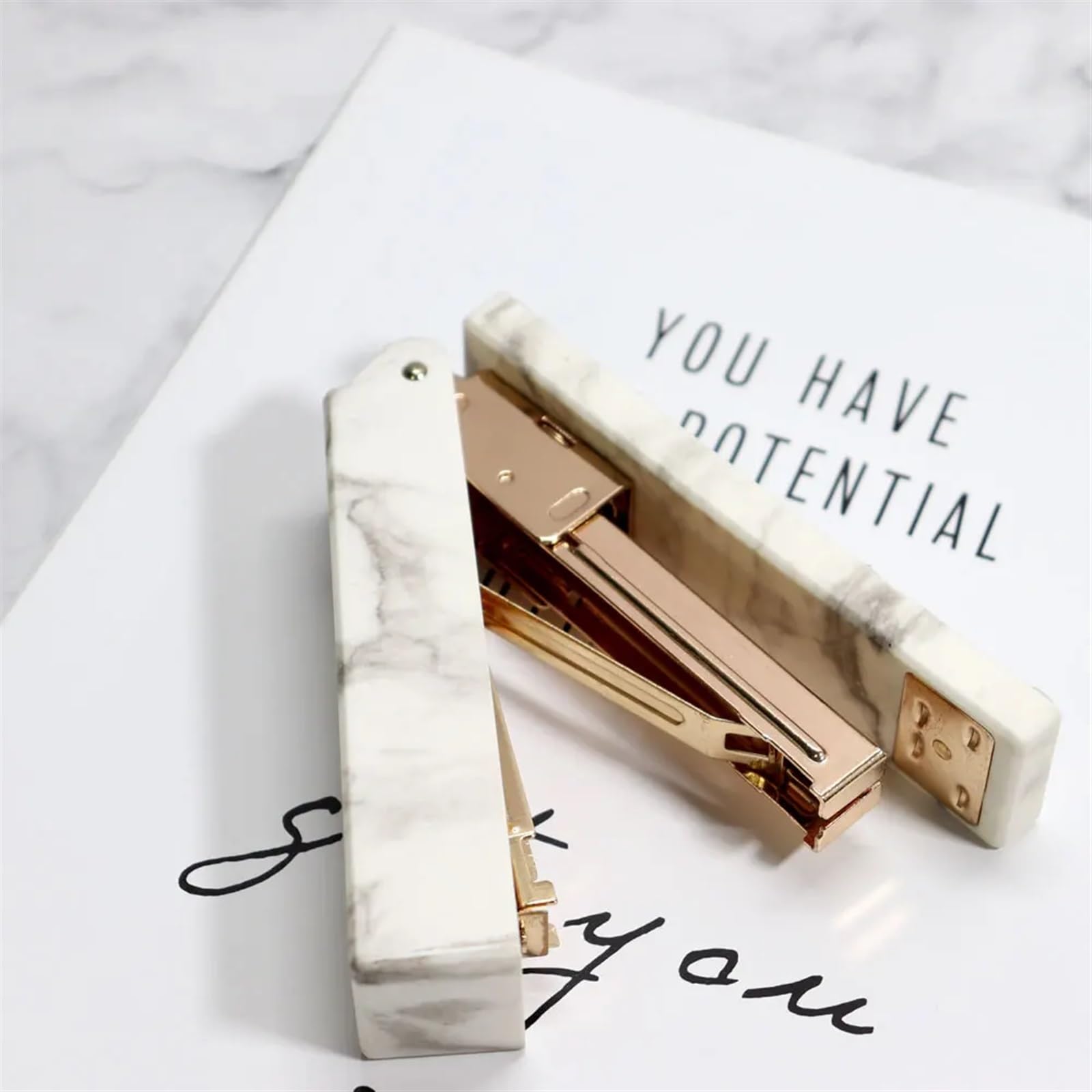 Agrafeuse Home Office Bookbinding Supplies Marble Gold Metal Staplers Office Office Havy Duty Standard Standard for le bureau avec des agrafes Agrapheuse (Color : Rose Gold Stapler)