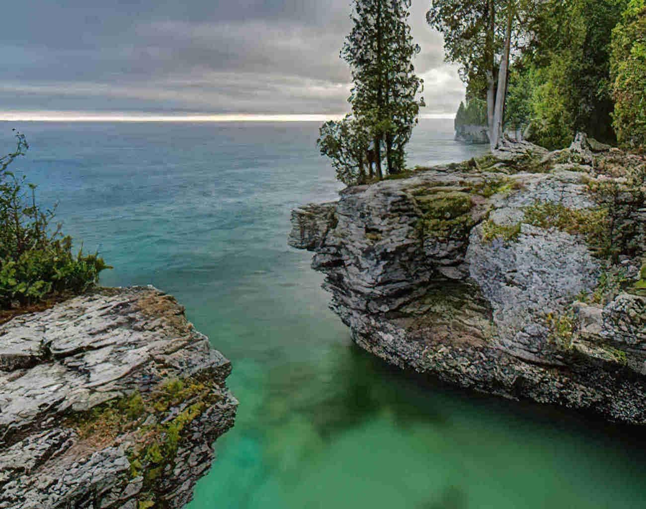 Wisconsin Landscape Jigsaw Puzzles for Adults Rocky Coast Door County Wisconsin'S Cave Point Wooden Jigsaw Puzzle Gift Family Games Kids Children DIY