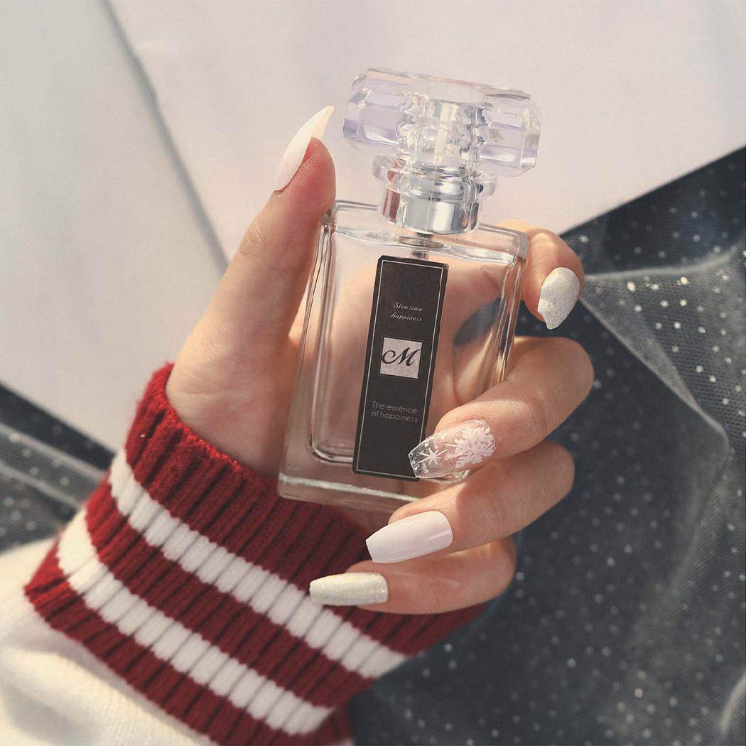 Ballerina Lucida Premere sulle Unghie Fiocco di Neve Bianco Bara Unghie finte Unghie finte Moda Acrilico Artificiale Copertura Completa Unghie finte per Donne e Ragazze (24 Pezzi)