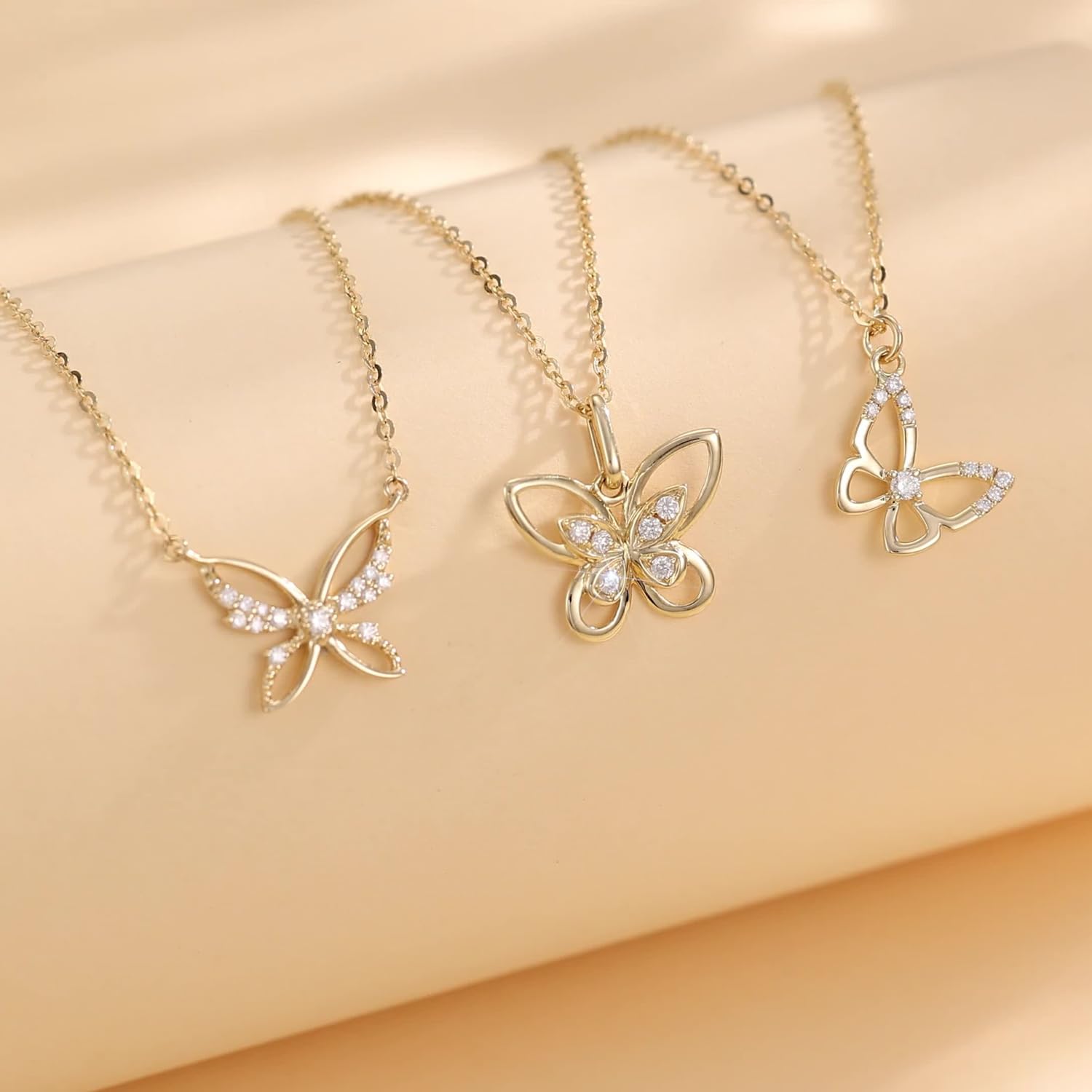 FANCIME Solide 14 Karat 585 Gelb Gold Damen Kette mit Schmetterlings Anhänger Halskette Valentinstag Geschenkschmuck für Damen Mädchen, Echter Diamant 0.07 ct, Verstellbar Kettenlänge: 40 + 5 cm