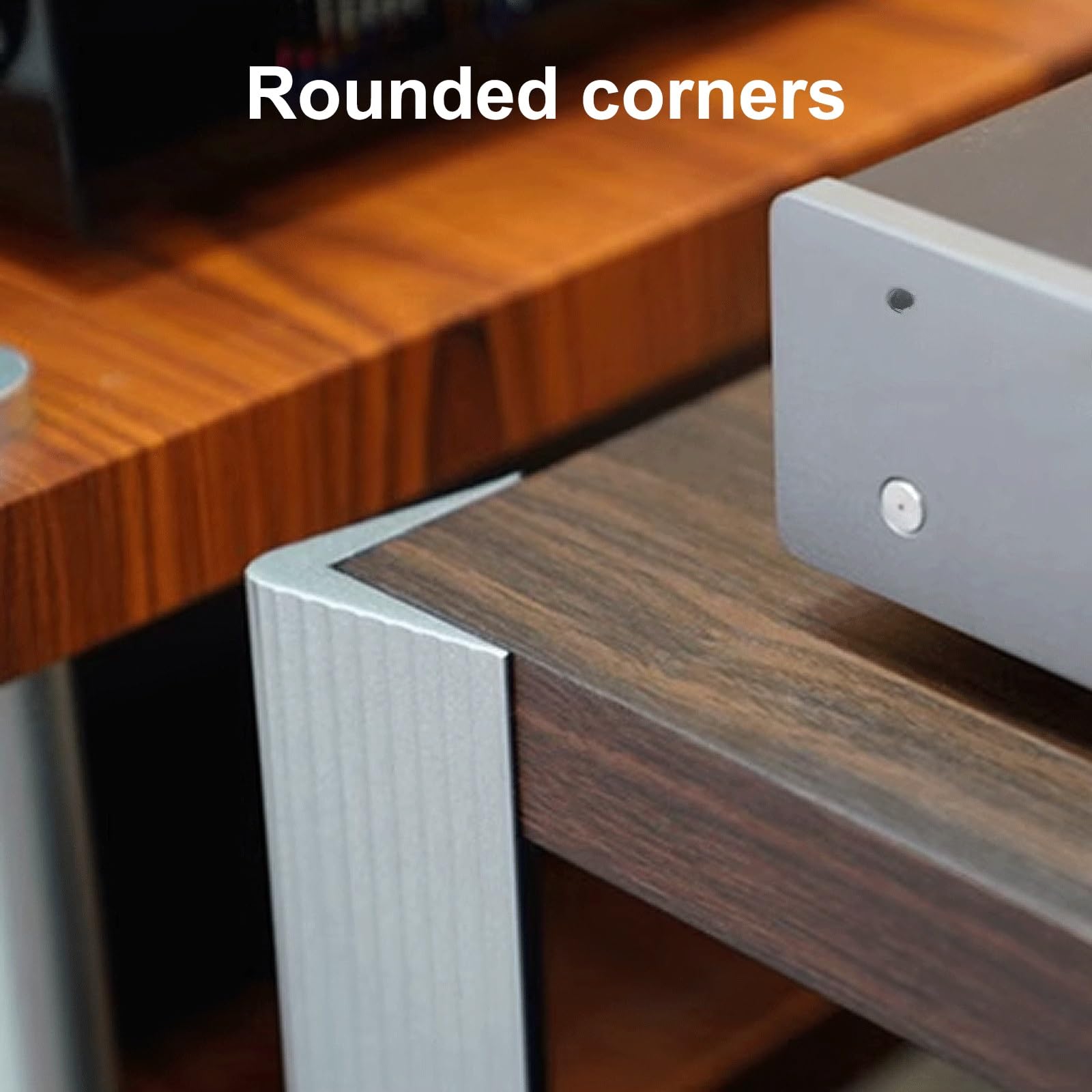 Moderno supporto AV in lega di alluminio a torre con mensola a 4 strati, design ammortizzante in marrone e argento, perfetto per home theater e apparecchiature audio