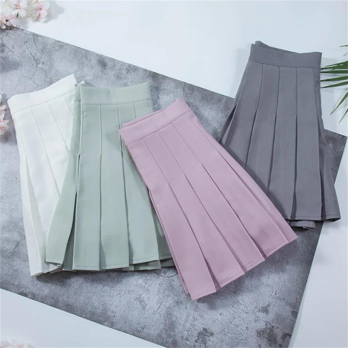 Mini Gonna A Pieghe Grigia da Donna Sportiva A Vita Alta Estiva A Linea Bianca da Tennis con Pantaloncini