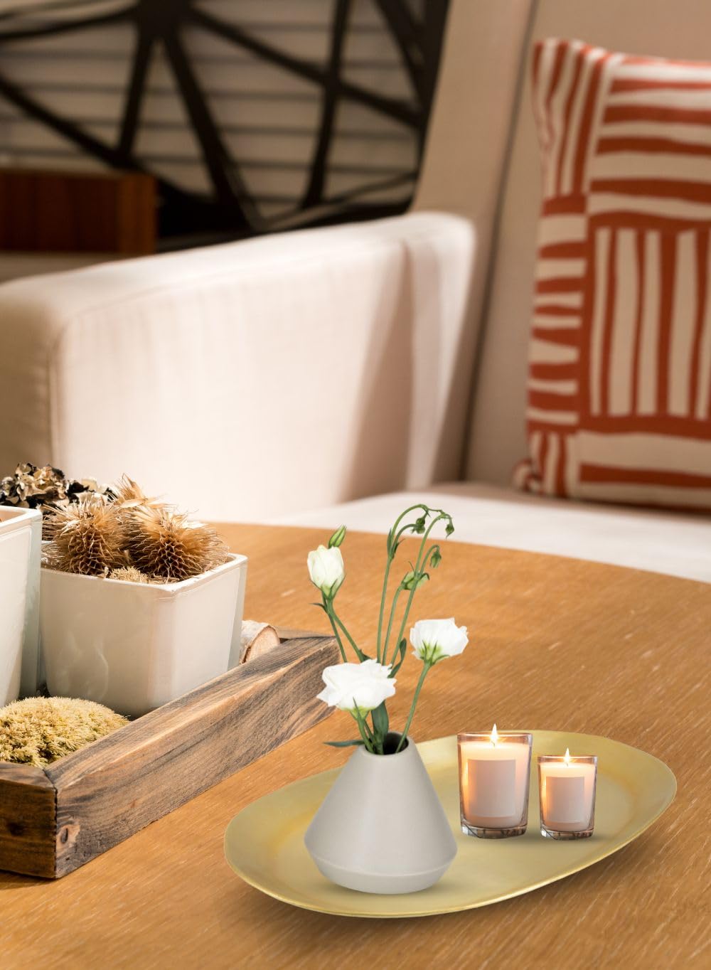 Serene Spaces Living Oval Brass Look Aluminum Tray, Hammered Decorative Metal Tray Use as Holder for Accessories, Candles, Jewelry, Centerpiece for Kitchen or Dining Table, Single