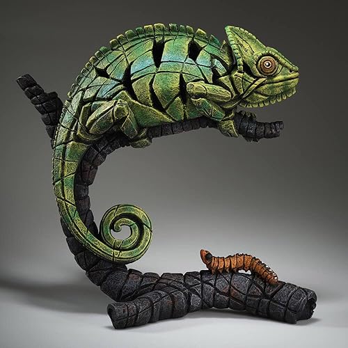 Miniatura 2 de Enesco Figura de animal camaleón en rama con oruga, 12.6 pulgadas, verde