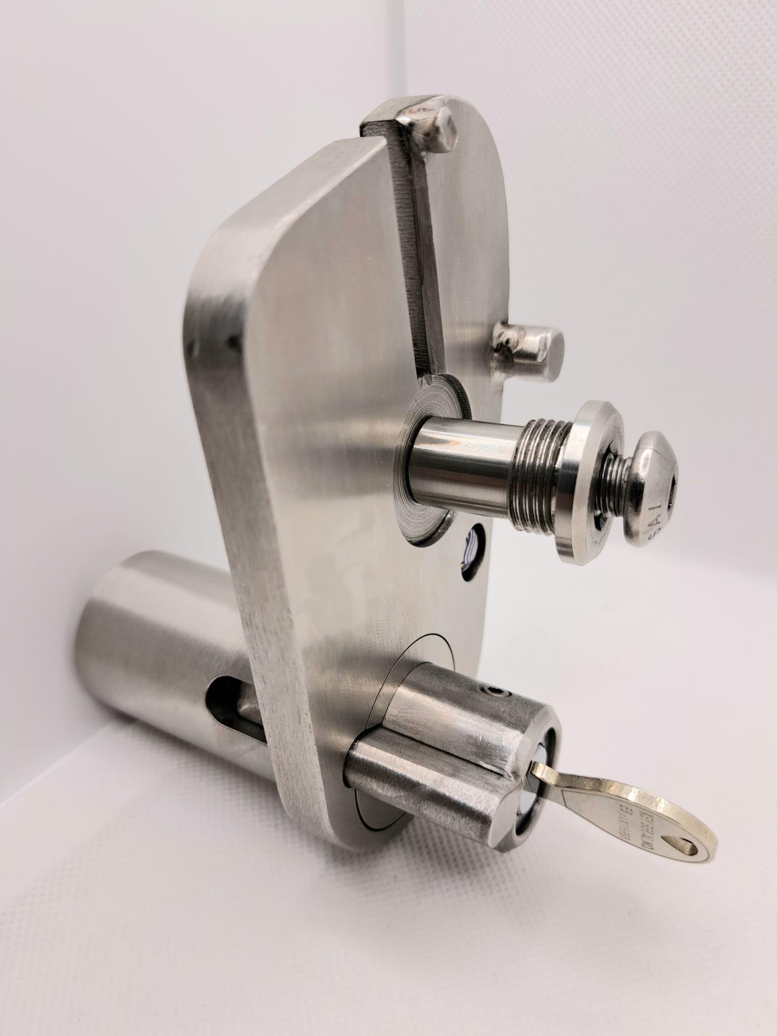 BLOCK BRAKE - ANTIFURTO MECCANICO BLOCCA CAVALLETTO CENTRALE PER MOTO DUCATI MULTISTRADA V4 IN ACCIAIO INOX CON CHIAVE CODIFICATA.