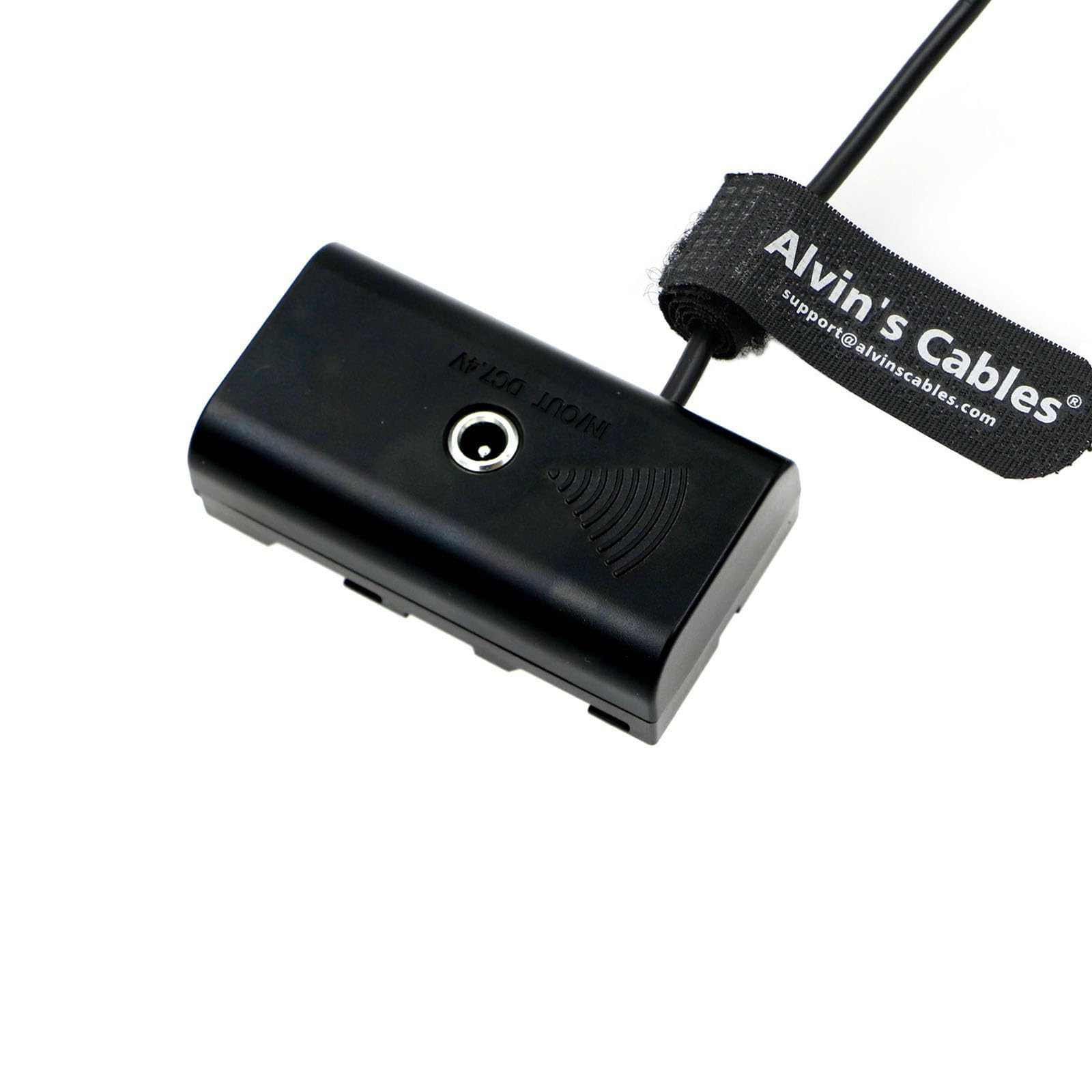 Alvin's Cables NP-F550 Batteria Fittizia a CC ad angolo retto Cavo di Alimentazione per Atomos Ninja V | Shinobi | SmallHD | Feelworld Monitor per Sony NP-F550| F770 F970 Batteria fittizia