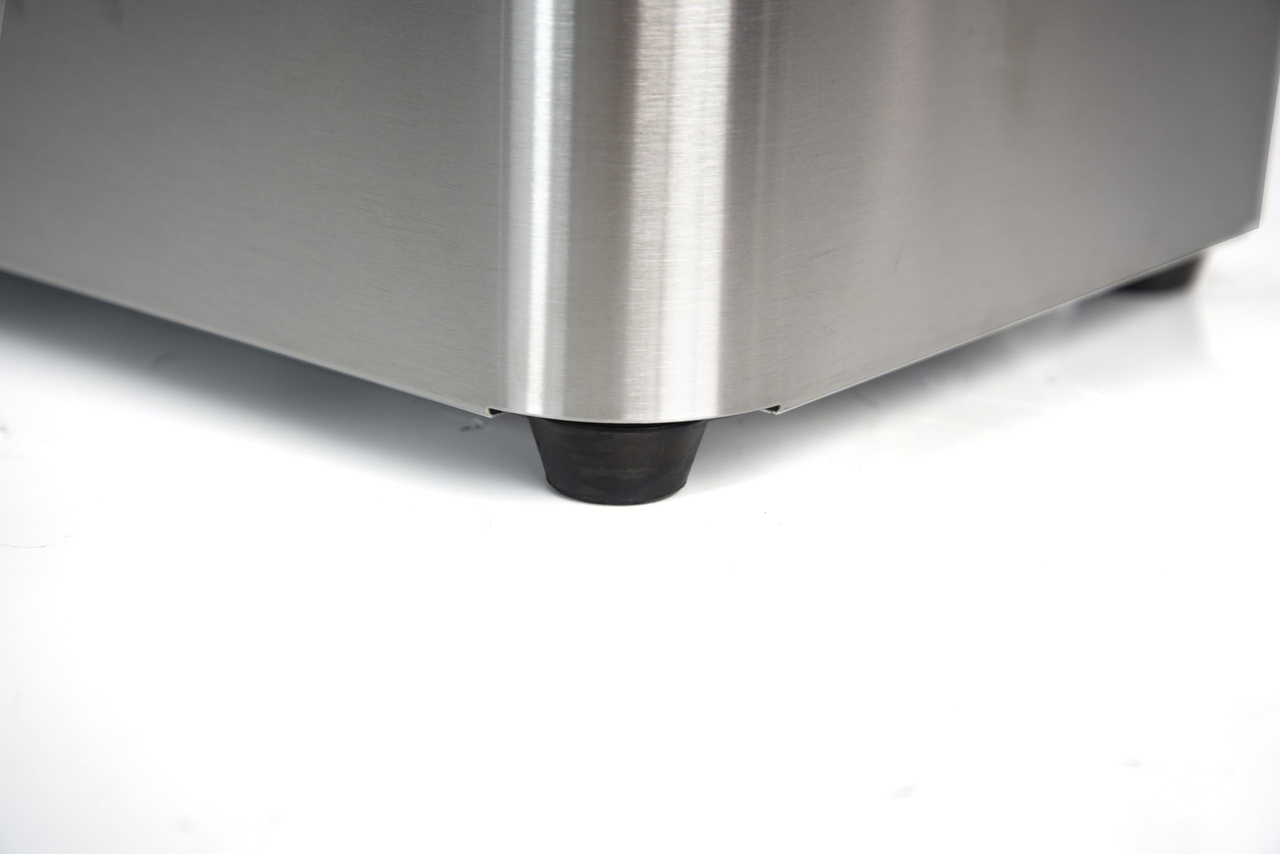 METRO Professional Friggitrice Elettrica GDF3008, Acciaio Inox, 8L, 3250W, Riscaldamento Rapido, con Coperchio, Pannello Comandi Estraibile, Termostato di Sicurezza, Zona Fredda
