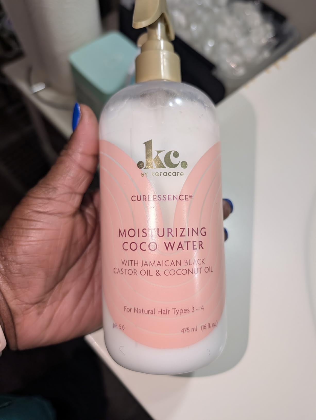 KeraCare Coconut Water - 16 oz - Light Hair Refresher Spray - Moisturizing and Hydrating - with Jamaican Black Castor Oil and Coconut Oil
