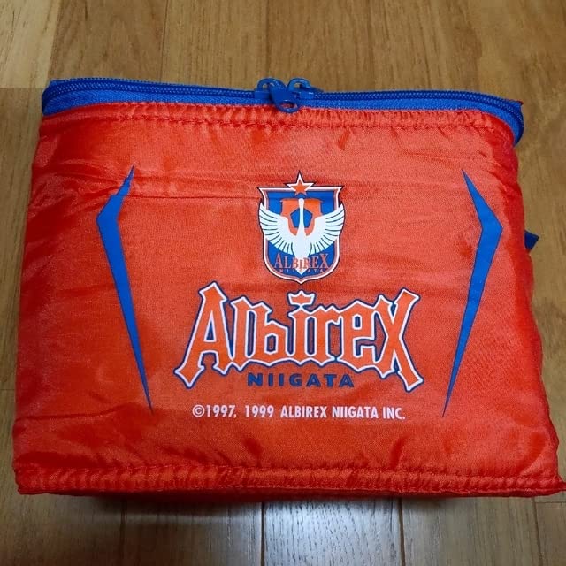 Amazon.co.jp: アルビレックス新潟6缶クーラーバッグ ロゴマーク