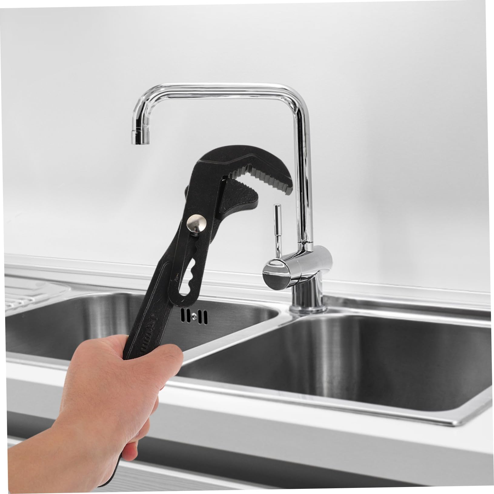 Kisangel Llave Ajustable Multifuncional Apertura Amplia para Fontanería Acero Cromo-vanadio Resistente y Diseño Moderno Adecuado para Baños y Tuberías