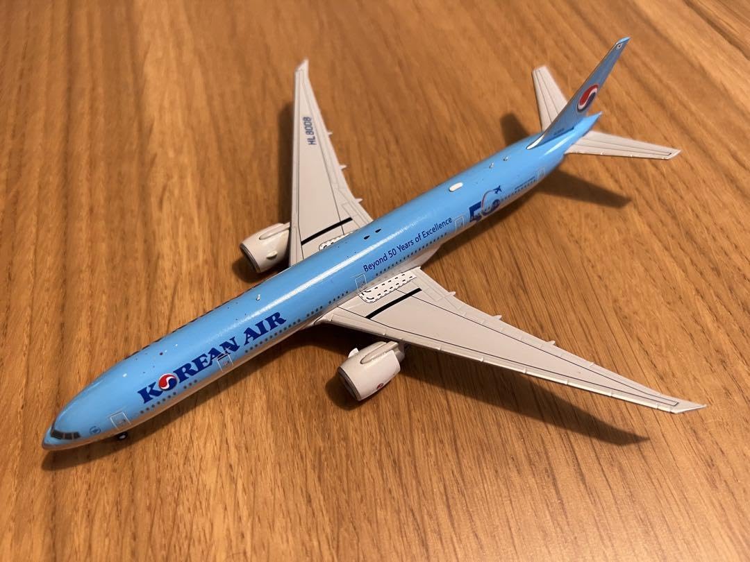 Amazon.co.jp: 大韓航空 777-300ER 1/400 Korean Air : ホーム