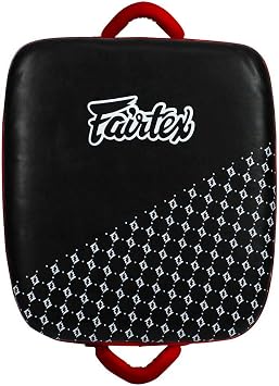Fairtex LKP1 Leg Kick Pad ، A.K.A. الحقيبة التايلاندية ل Muay Thai Kickboxing 