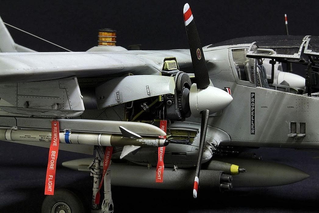 Amazon | キティホークモデル(Kitty Hawk Model) 1/32 OV-10D ブロンコ
