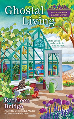 Ghostal Living (Hamptons Home & Garden Mystery Book 3) (English Edition)