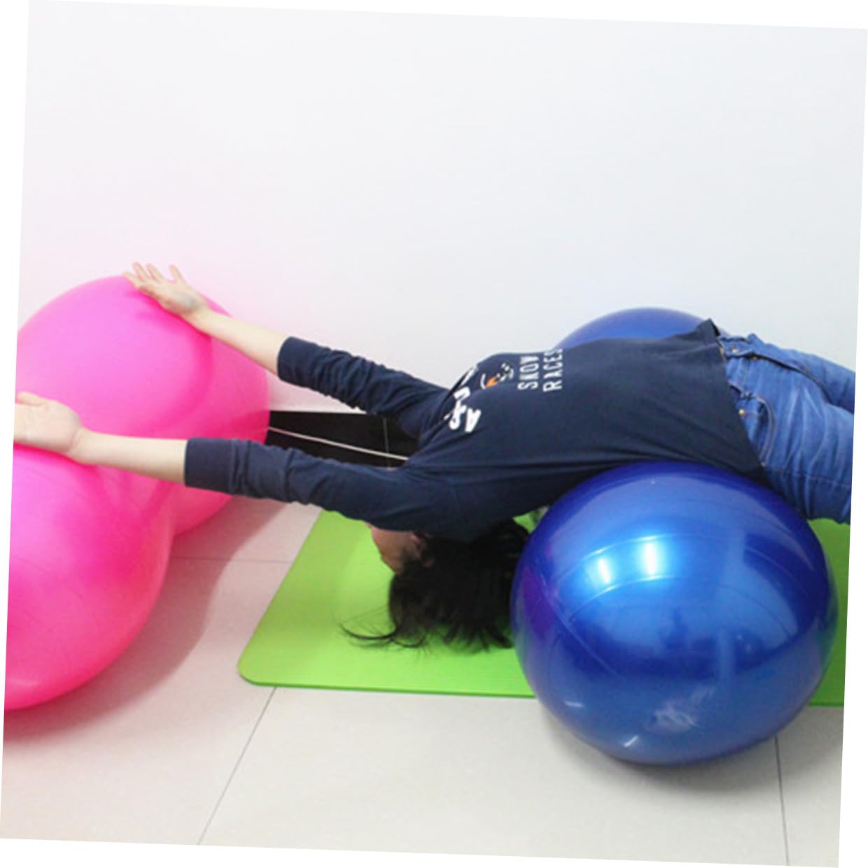 Anti Burst Yoga Ball Dicker Balance Pilatesball für Gymnastik Fitness und Yoga Rutschfester Gymnastikball zur Stärkung von Muskeln Koordination und Gleichgewicht Zuhause und