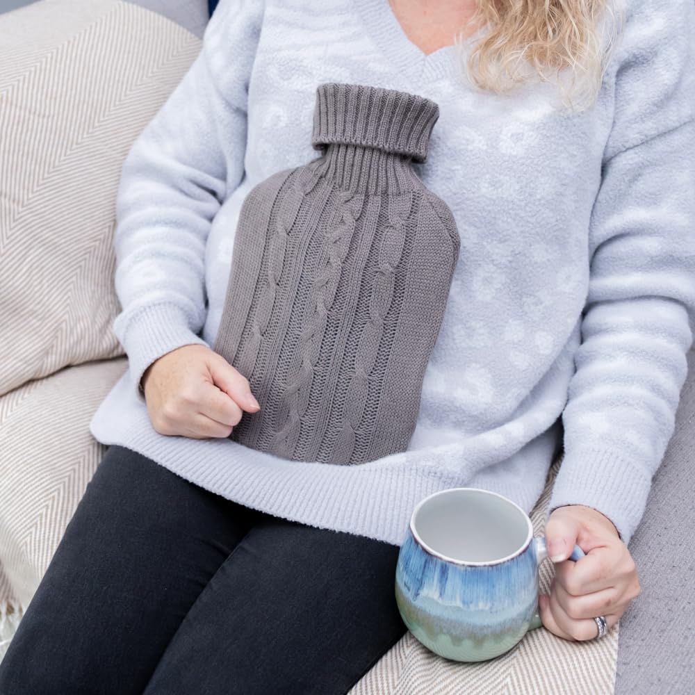 TRIXES Funda de punto para botella de agua caliente, aislante de punto gris, bolsa de agua caliente para aliviar el dolor, gran regalo para mujeres, solo funda (botella de agua caliente no incluida)