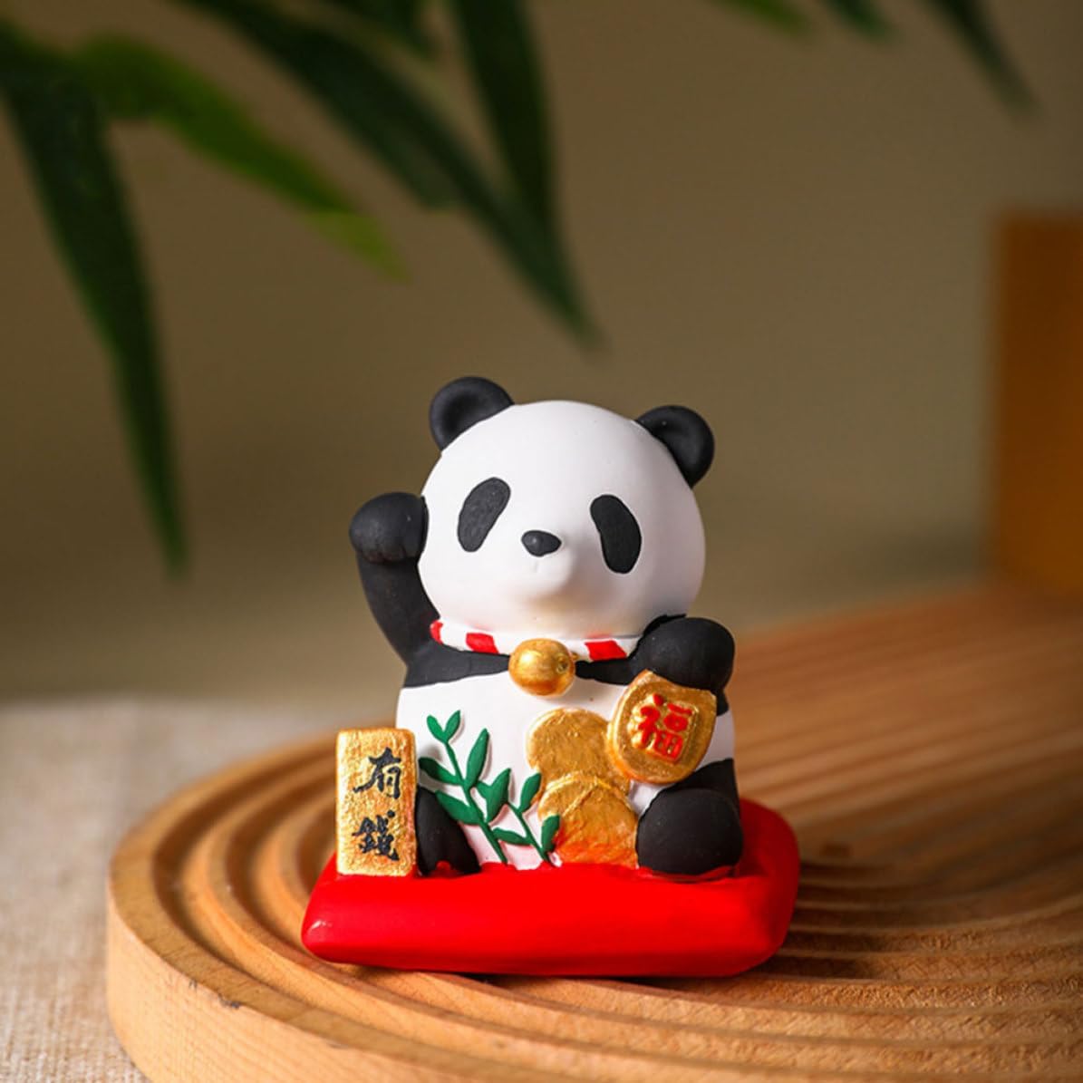 Abaodam Non-Electric Panda-Shaped Essential Oil Diffuser Made of Plaster for Car and Home Use, Passive Aroma Diffuser with Unique Decorative Design, for Meditation Room or Bedroom