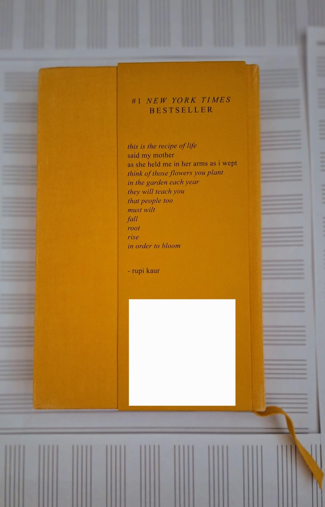 The Sun and Her Flowers 0050837403659 Rupi Kaur Books