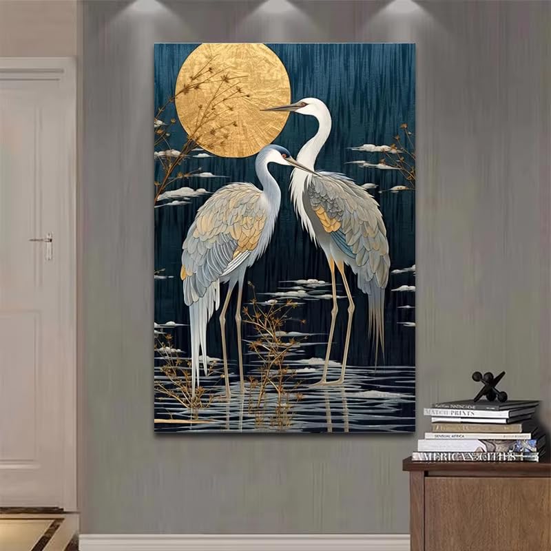 Tableau grue dorée pour habiller un grand mur vide de salon avec une toile