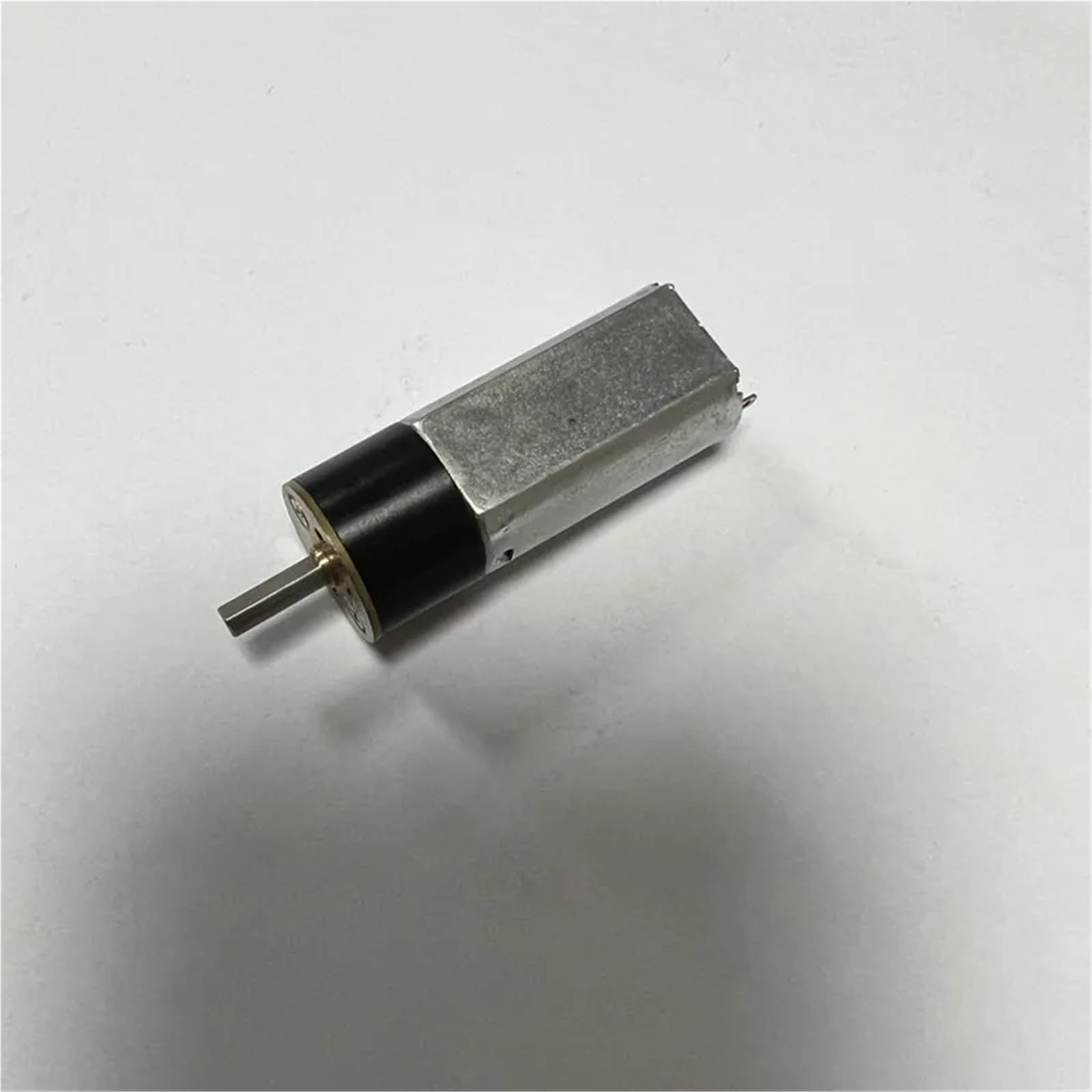 16 mm DC 050 elektryczny mikrosilnik przekładniowy metalowa skrzynia biegów silniki z reduktorem biegów silnik DIY zabawki inteligentny sprzęt domowy silniki (440_12V)