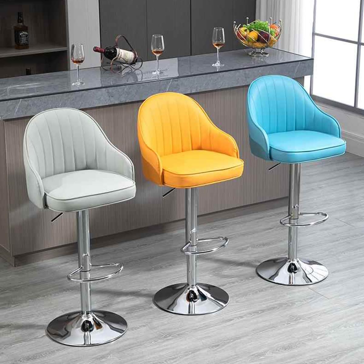Sgabello da bar girevole, altezza regolabile con seduta e schienale imbottiti in pelle, per cucina, pub o caffetteria, da 64 a 84 cm