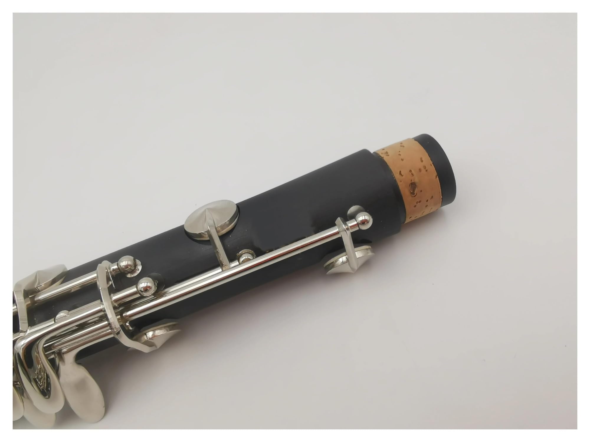klarnet 17 Key Bb Tune Klarnet bakelitowy Gra na instrumentach muzycznych Klarnet z akcesoriami Bardziej realistyczny i poruszający dźwięk