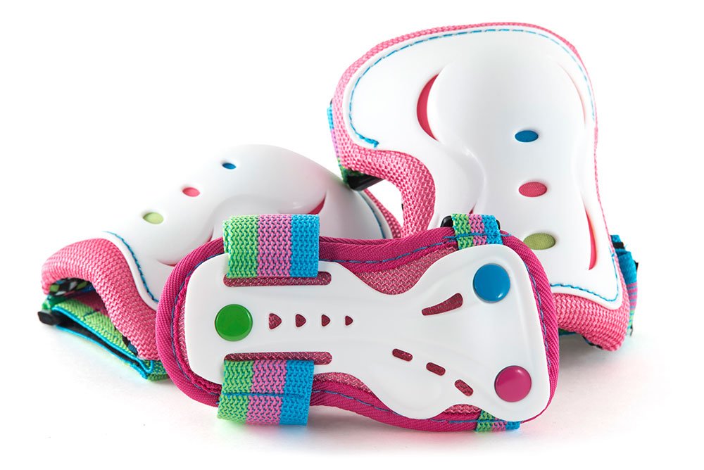SFR Essentials Triple Pad Set AC760 - Candi Large (Age 8-13)