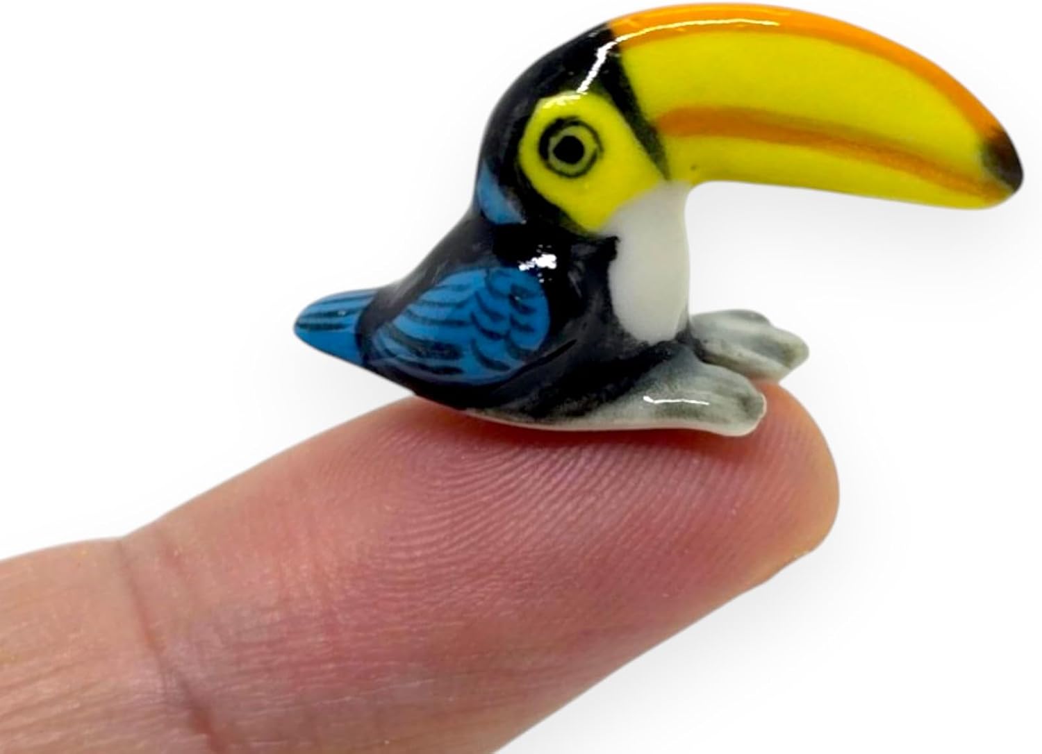 WitnyStore Tiny 1¼" Yellow Blue Black Sitting Toucan Bird Figurine - Miniature Hand Made Painted Ceramic Birds Aves Colorful Porcelain Feathered Animals Cute Decorative Collectible Figures Décor Gifts