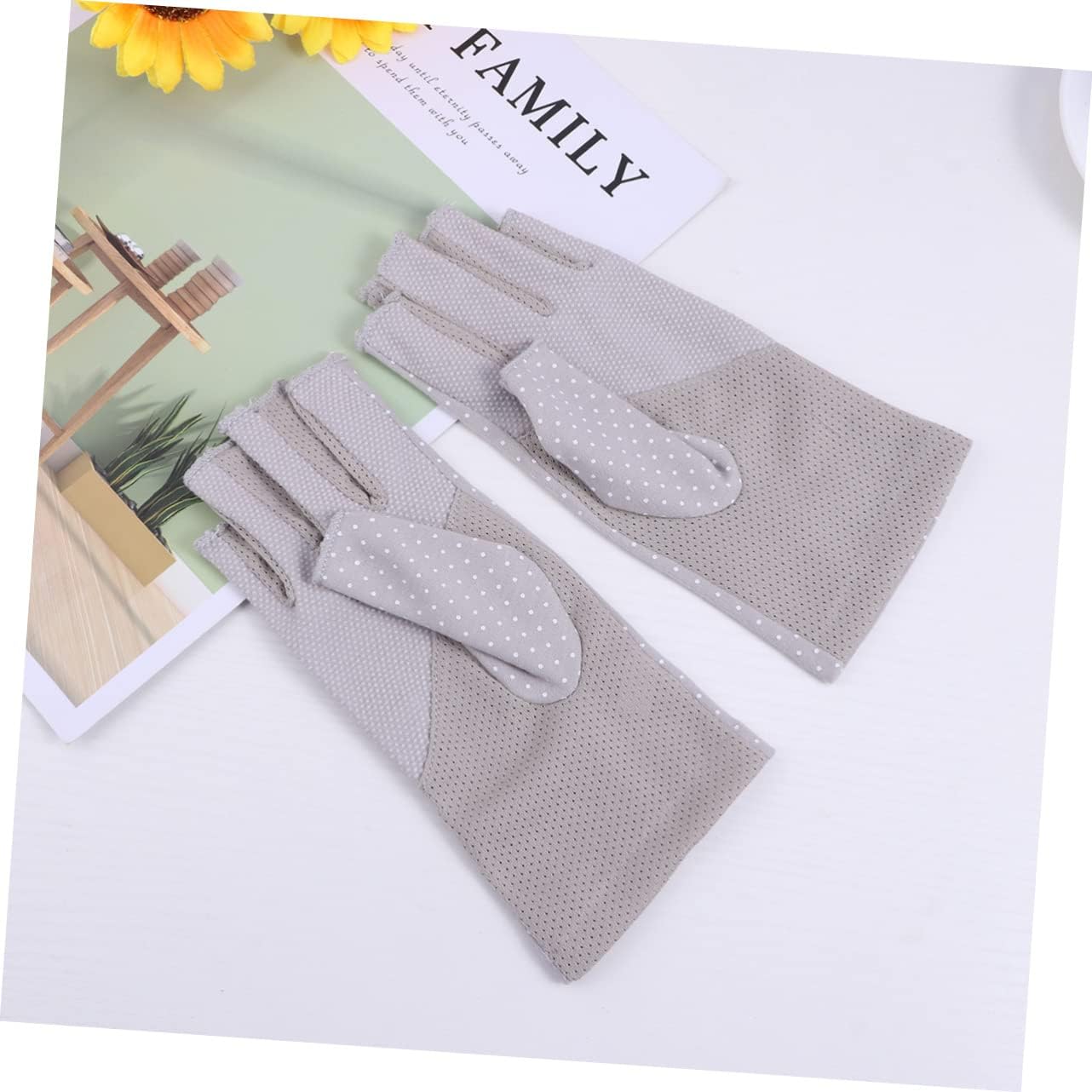 Didiseaon Outdoor Half Gloves for Women Sunblock Gloves Non Slip Grip for Hiking Cycling Driving