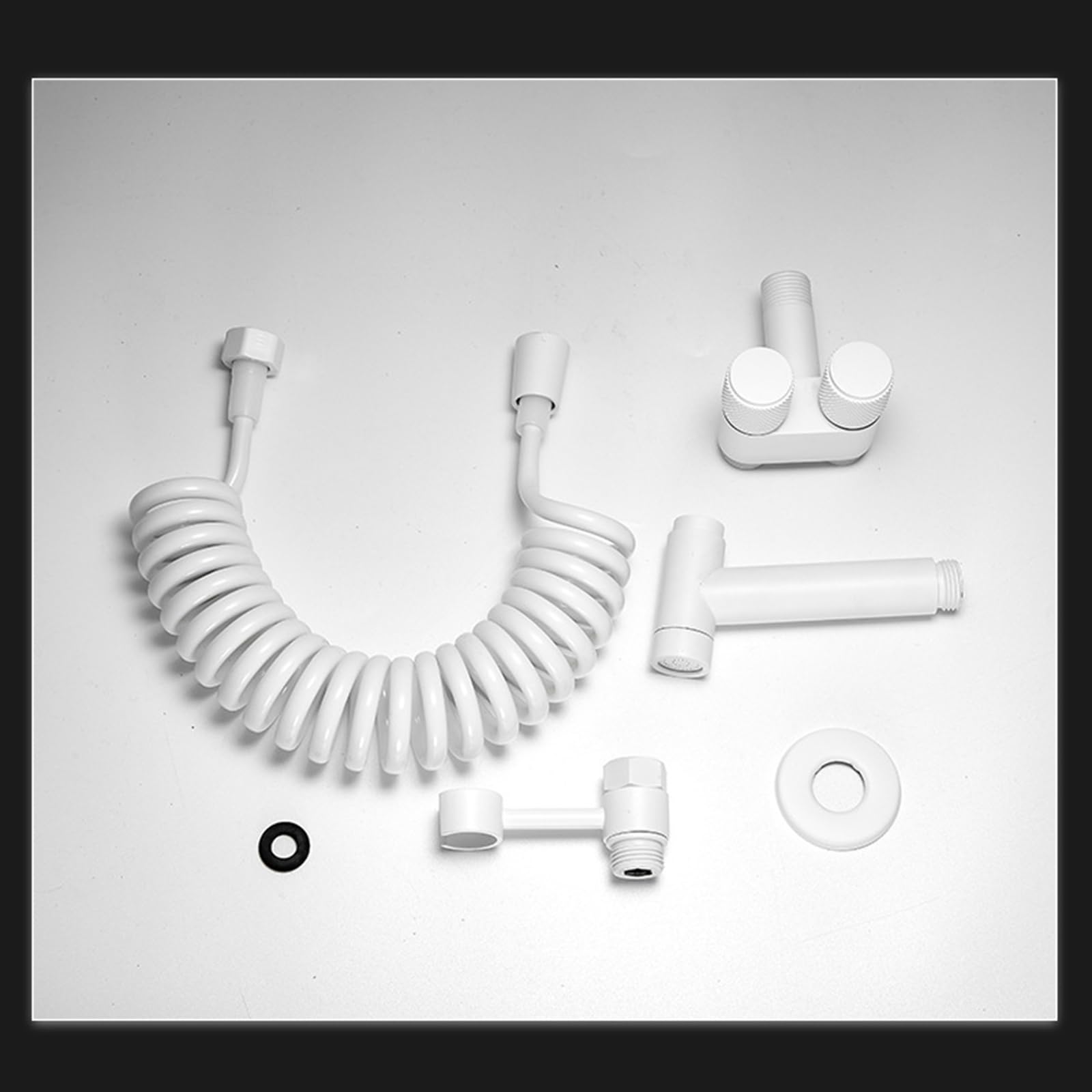 Rociador de bidé portátil para Inodoro, rociador de bidé Blanco, Kit de rociador de bidé de Montaje en Pared, Salida de Agua a presión Totalmente de Cobre.