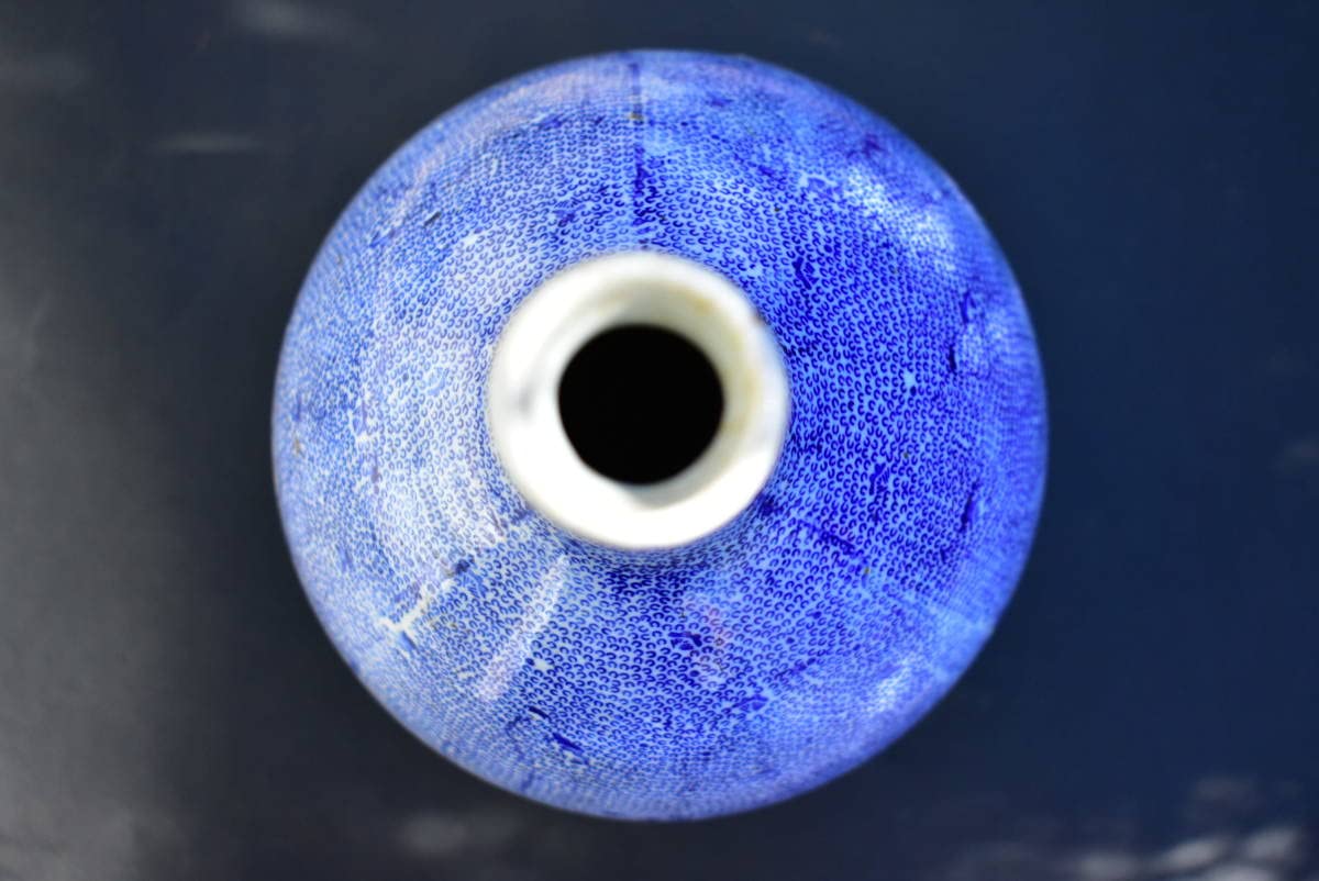 Amazon.co.jp: 古伊万里 微塵唐草 大徳利 高さ27cm 印判 飾壷 酒器