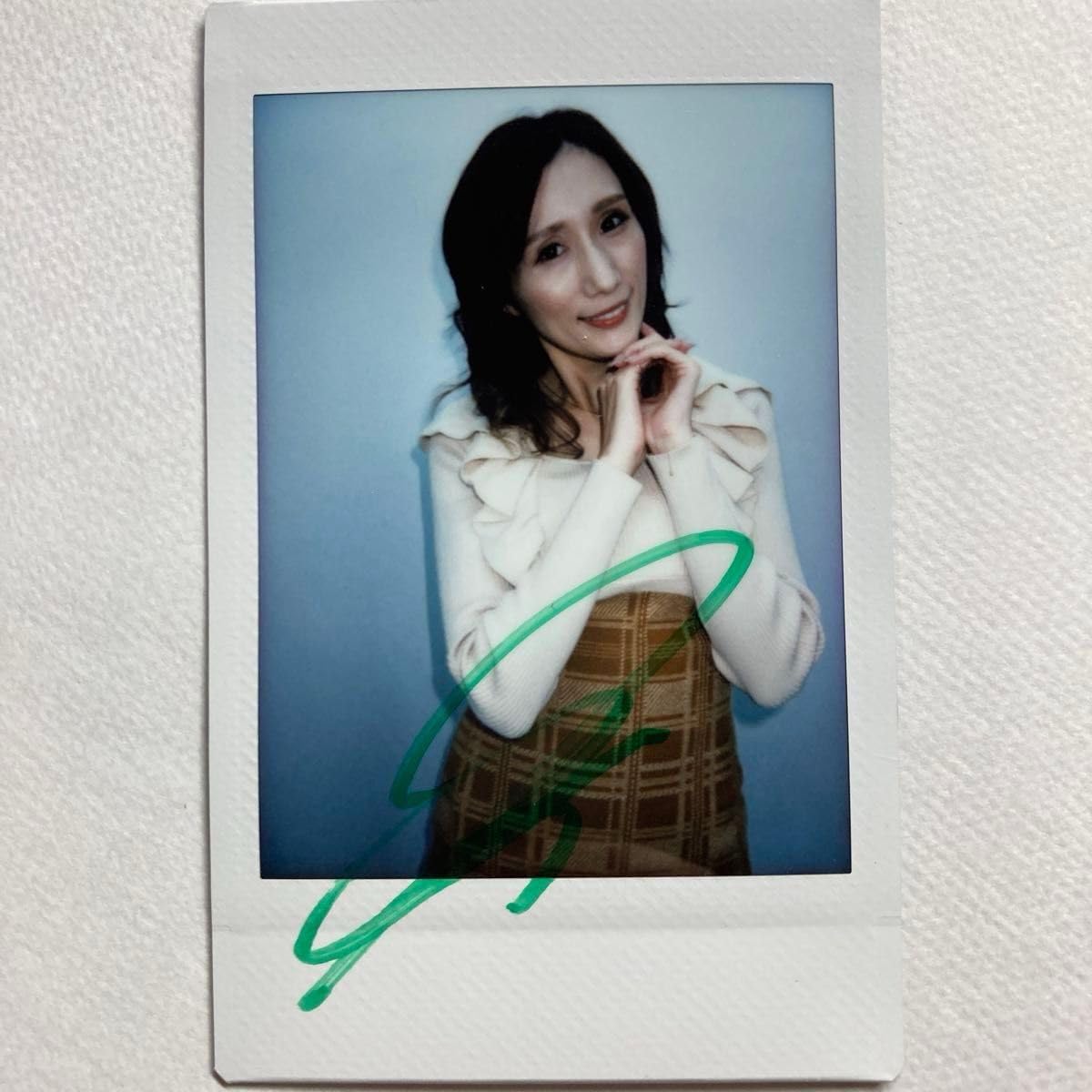 Amazon.co.jp: JULIA 直筆サイン入りチェキセット : おもちゃ