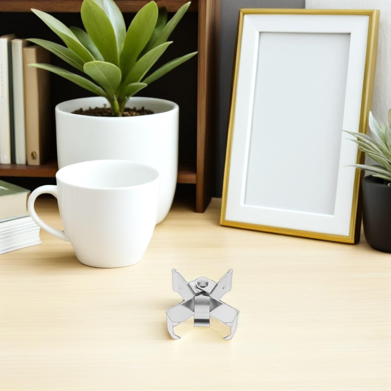 4pcs Iron Canvas Frame Separating Clips for Oil Painting Artists