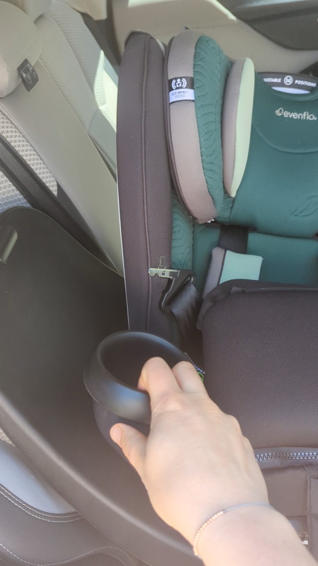 Watch Evenflo Revolve 360 Extend Green and Gentle Car Seat on Amazon Live